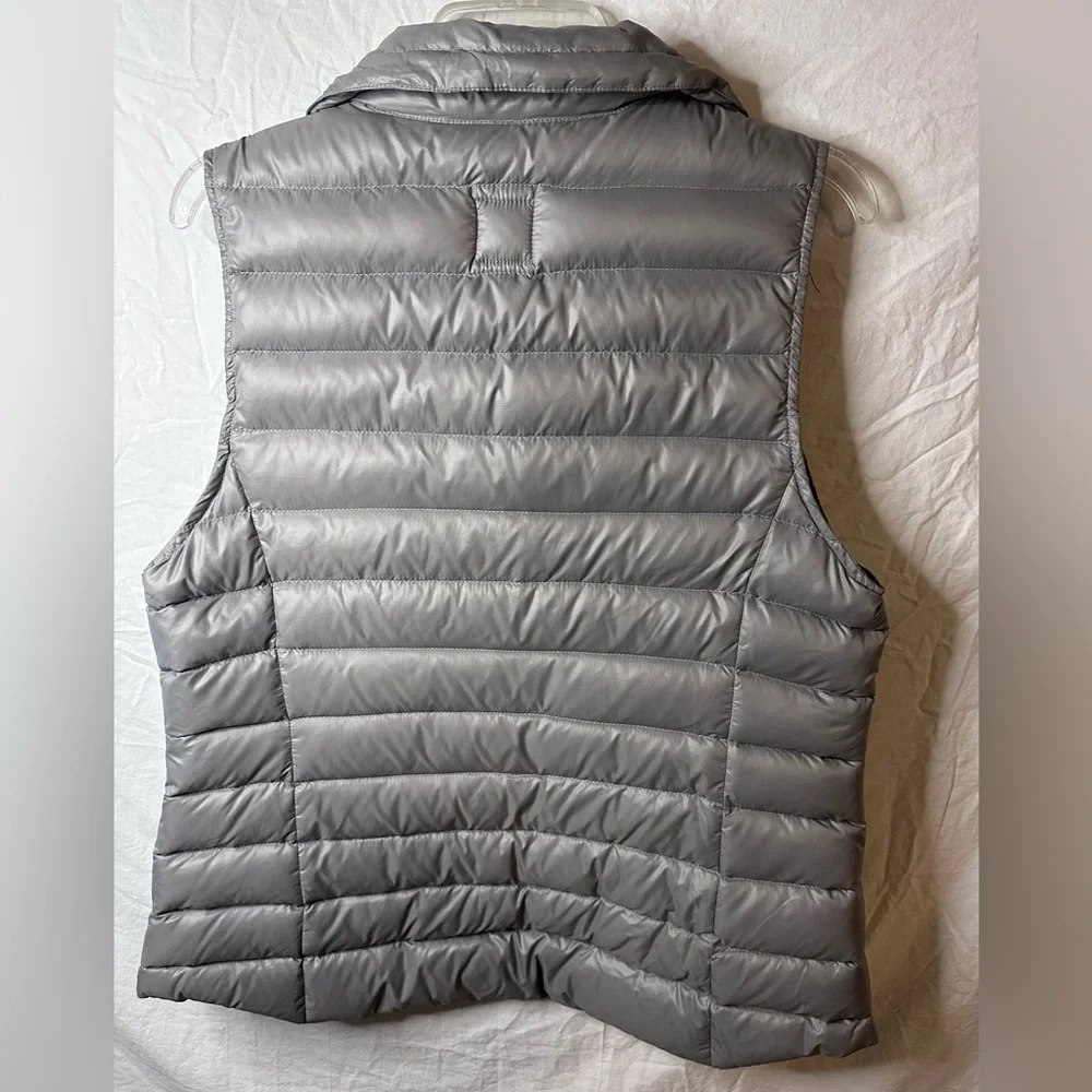 Gap Gray Puffer Vest Women’s Medium Lightweight Quilted Snap Front